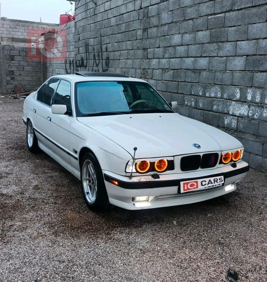 بي ام دبليو الفئة 5